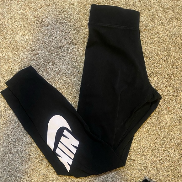 *set of two nike leggings* size xs - Picture 5 of 5